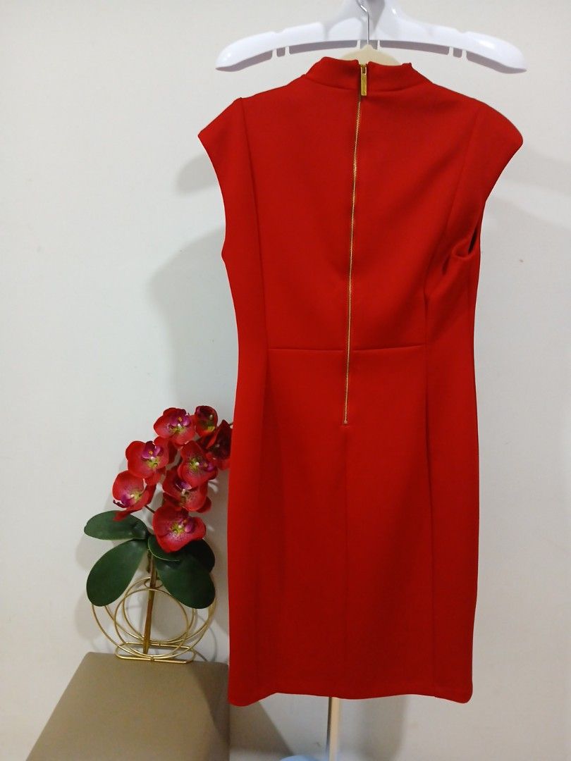 Calvin Klein Scuba Midi Dress Unique Collar size 4, Women's Fashion, Dresses  & Sets, Evening Dresses & Gowns on Carousell