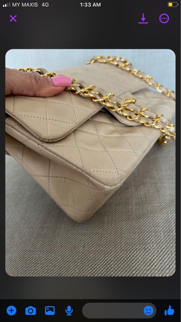 chanel Vintage size 23 130k (Category: Luxury Bags & Wallets) located in Manila. Submitted by Jessane23 (Listing ID 1303237082, Image 3). Description: chanel Vintage size 23 130k.