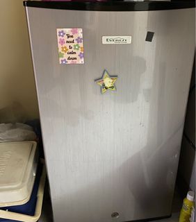 everest refrigerator