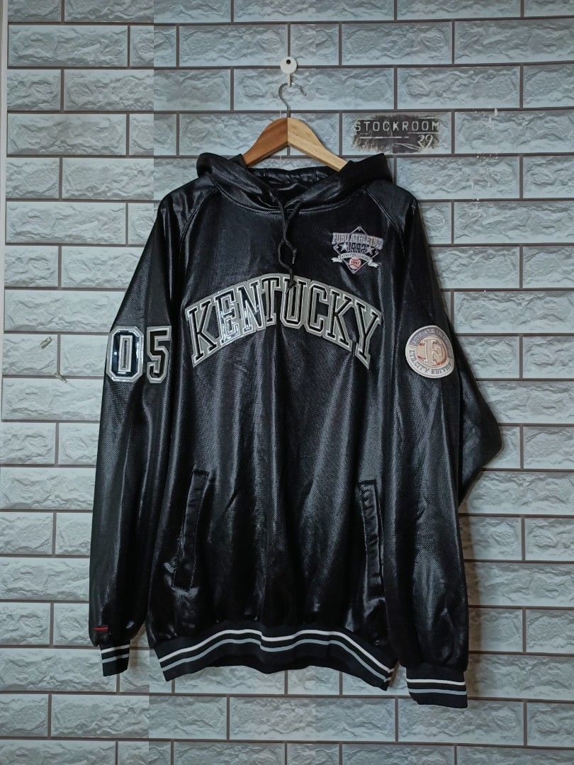 FUBU 05 Eastside vintage 1992 varsity style hoodie, Men's Fashion, Coats,  Jackets and Outerwear on Carousell