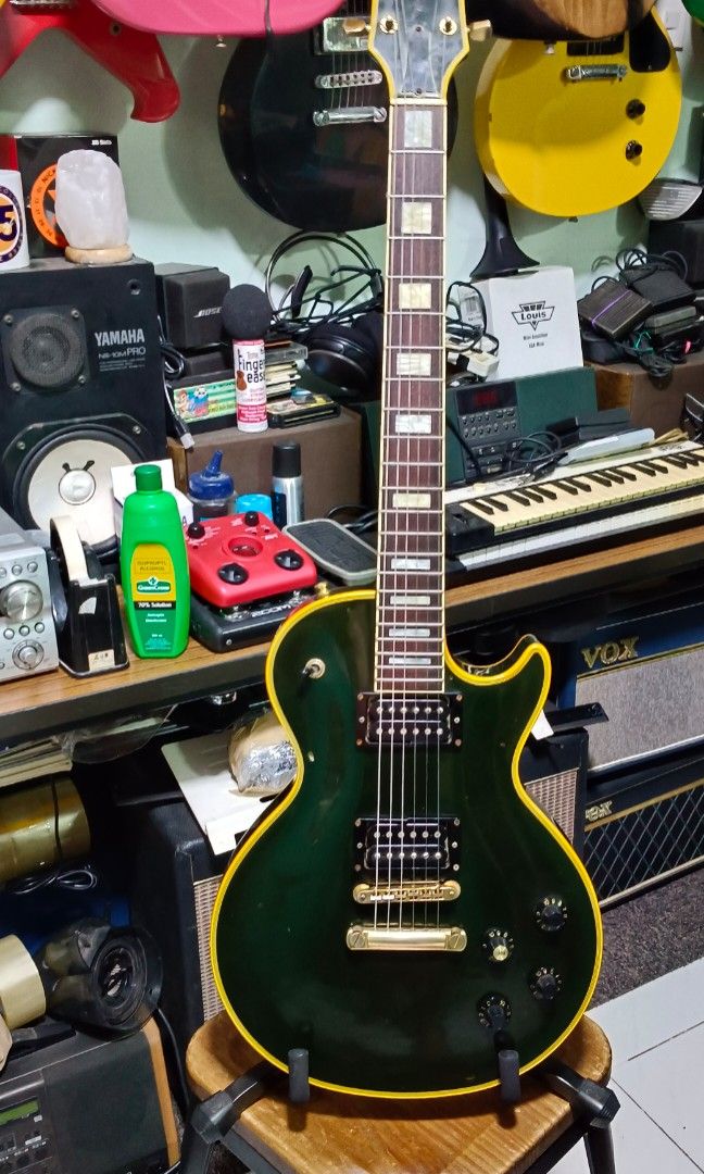 Greco Les Paul electric guitar (Category: Musical Instruments) located in Paranaque City. Submitted by yourhonorvoy (Listing ID 1303082843, Image 2). Description: Greco Les Paul electric guitar 23k only Model egc550 With hardcase With dents and scratches 👍Payment thru cash, bank transfer, gcash or in any remittance center 🚚We do shipping👍via lalamove,speedy, toktok and grab ✈️🚢🚆We also ship nation wide, dipende sa location nyo 💪Payment firs