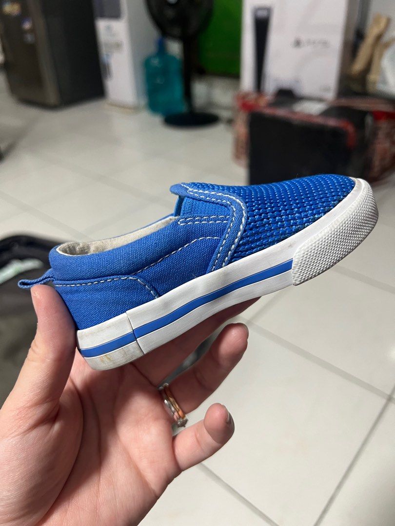 Gymboree shoes unisex 12 15months Babies Kids Babies Kids Fashion on Carousell
