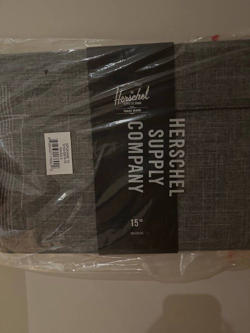Herschel Spokane Sleeve 15-16 Inch Raven Crosshatch, Computers