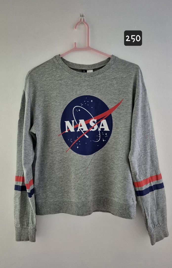 H M Sweatshirt Women s Fashion Tops Longsleeves on Carousell