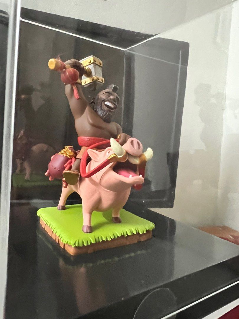 Hog Rider Inflatable Hog Rider She's Like Hog And Battle Ram In One Plus A Unique Attack