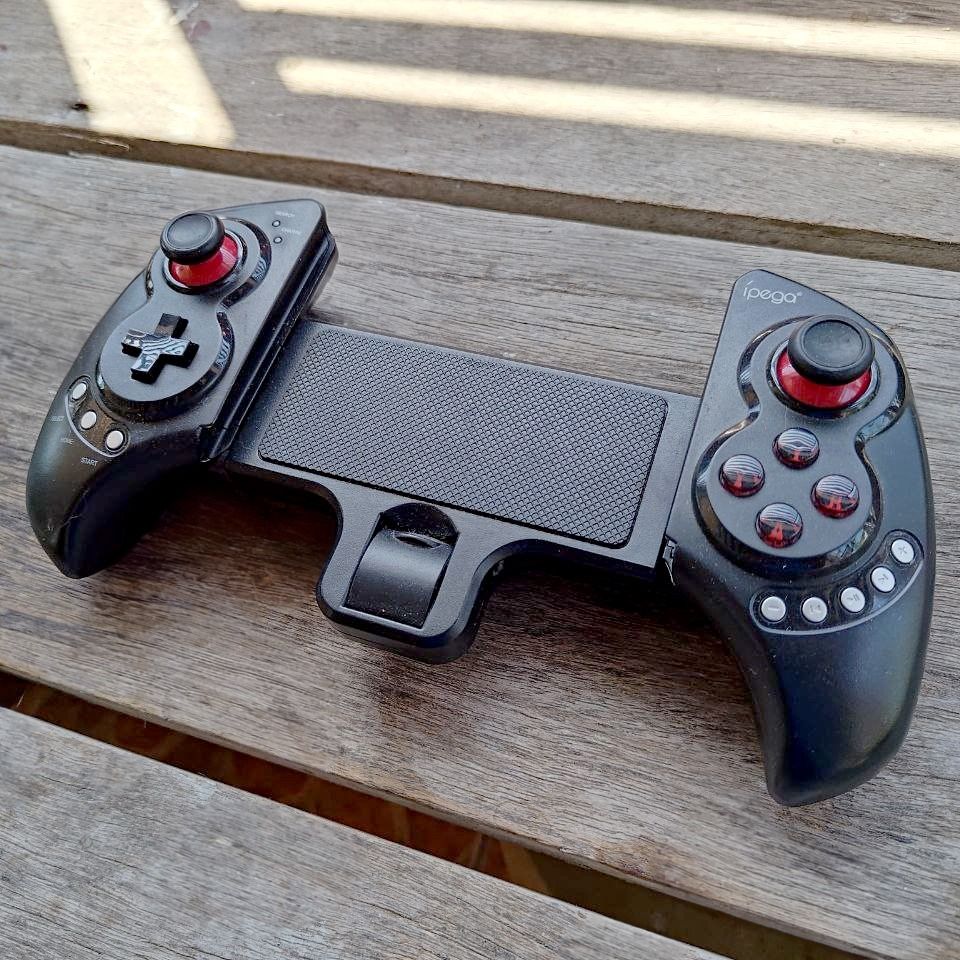 IPEGA 9023 Bluetooth Mobile Controller Gamepad (Category: Controllers) located in Manila. Submitted by dregzerp (Listing ID 1303211488, Image 1). Description: Bought this during the pandemic but I now own an Anbernic so I don't have a use for this. Works perfectly on Android. Perfect for Gameboy and PSP emulators. Bluetooth connects instantly, no defects with the connection. Battery charge still good. RFS: Decluttering No meetups. Ship only via J