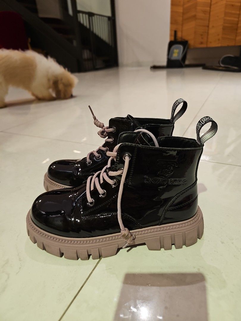 Kids boots size 34 220 Babies Kids Babies Kids Fashion on Carousell