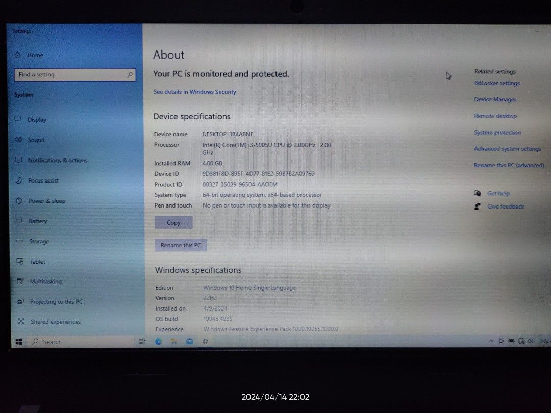 Lenovo Laptop Ideapad 100-14IBD (Category: Laptops & Notebooks) located in Bulacan. Submitted by livetiger_ca147c (Listing ID 1303209703, Image 2). Description: Well loved lenovo laptop Please see pics for specs Honest issue- crack sa top left side ng keyboard BUT I ALREADY HAD IT FIXED 🙂 Also IMPROVED STORAGE, using SSD na 😊 Battery can be upgraded too 😊 Windows 10 P4k PM for details 🙂.