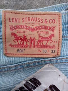 LEVI'S 501 Straight Fit Jeans