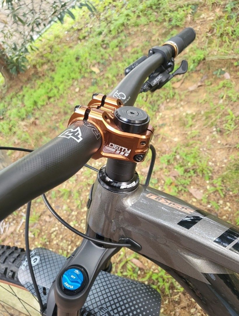 Like New Upgraded Polygon Siskiu T8 Charcoal for Sale Sports Equipment Bicycles Parts Bicycles on Carousell