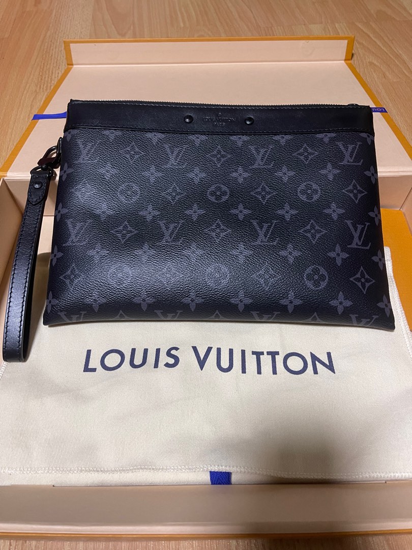 LV Men s clutch Men s Fashion Bags Belt bags Clutches and Pouches on Carousell