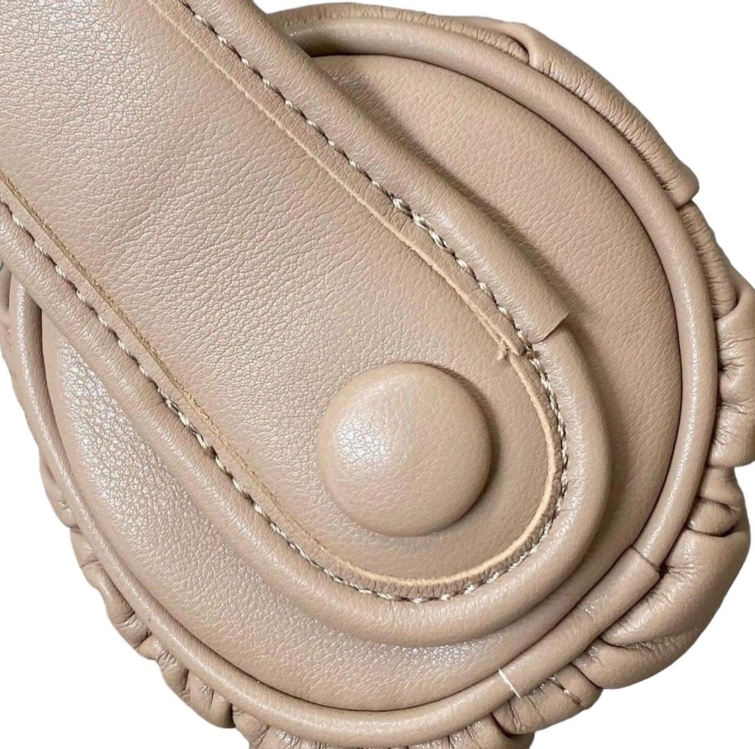 Mango pleated baguette bag Fesyen Wanita Tas Dompet di Carousell