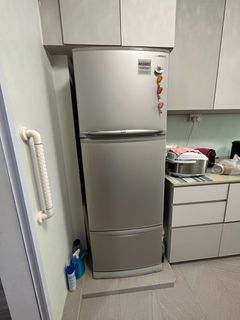 (Category: ) located in . Submitted by kampee (Listing ID 1303212193, Image 1). Description: .