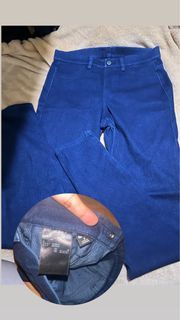 Never been used uniqlo jegging pants
