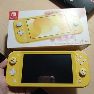 Nintendo Switch Lite Yellow BUNDLE