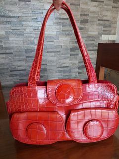 P2,000 only
# 21071 - Furla genuine leather bag 30cm
