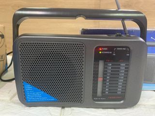Pensonic Hybrid Radio -220volts