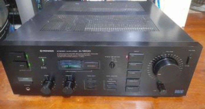 Pioneer amplifier 100v A-120D (Category: Soundbars, Speakers & Amplifiers) located in Manila. Submitted by gerard.gerard6 (Listing ID 1303107594, Image 1). Description: Pioneer amplifier 100v need transformer model A-120D 300 watts.