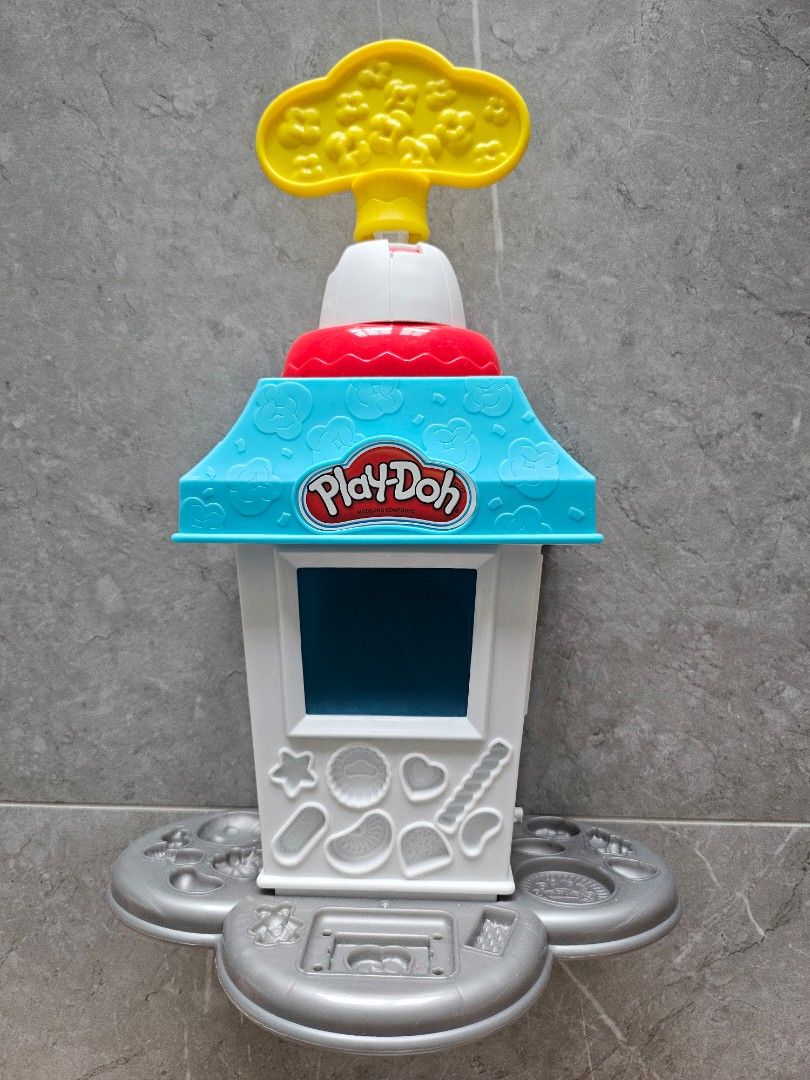 Playdoh Kitchen Creations Popcorn Party Play Set, Hobbies & Toys, Toys