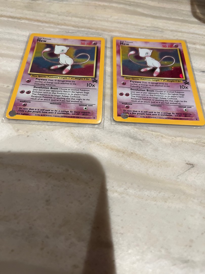 holographic mew promo card Mew (Holo) - WoTC Promo - 9 - PSA 9 main image 0