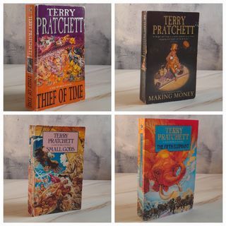 [Preloved] Terry Pratchett Discworld books