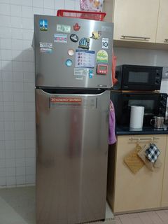 (Category: ) located in . Submitted by leeseung99 (Listing ID 1303199589, Image 1). Description: .