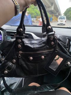 FAST BREAK SALE! Balenciaga Giant with Auth Certificate