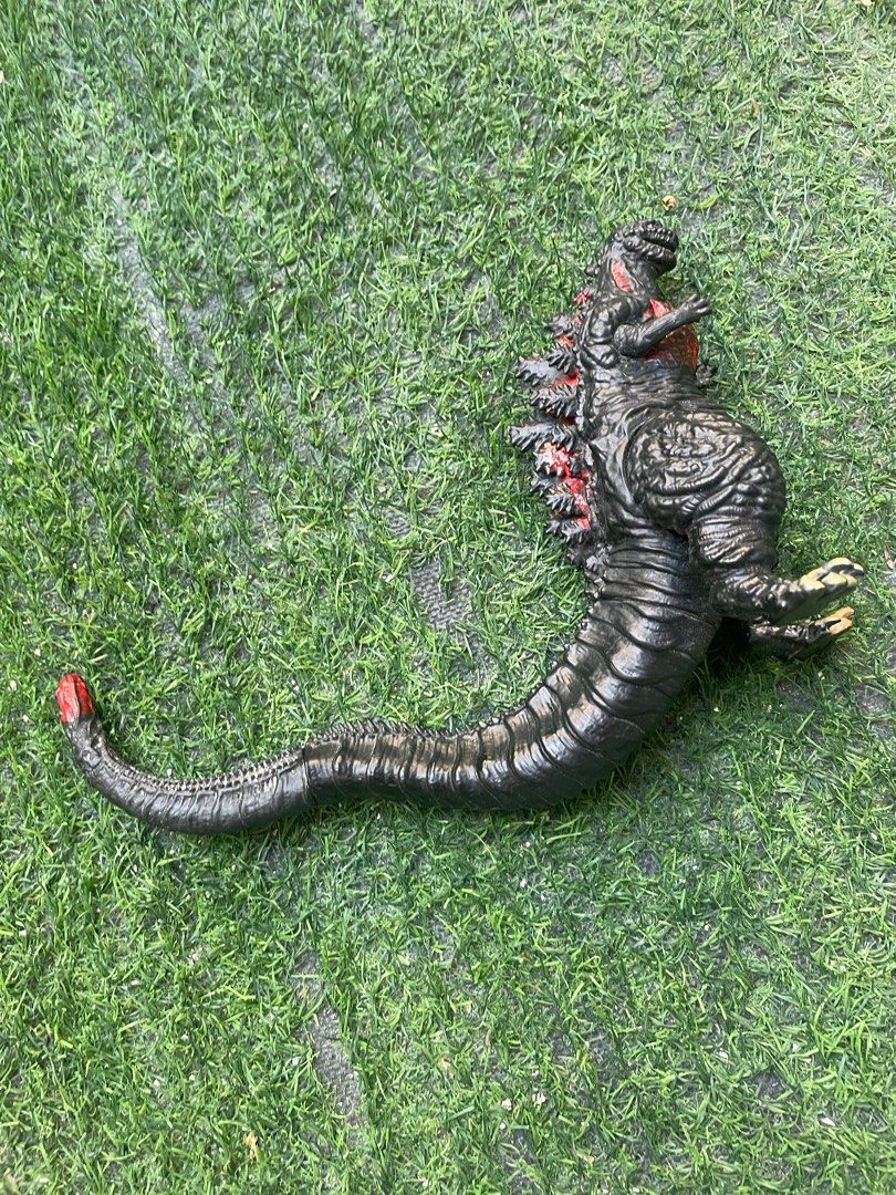 Shin Godzilla (Category: Figurines & Statues) located in Pasig City. Submitted by ketchurp_344 (Listing ID 1303128617, Image 1). Description: Like new Used as decoration only.