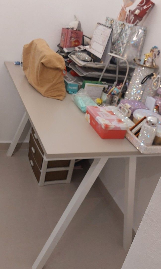 Study Table (Category: Tables & Sets) located in Singapore. Submitted by odddolphin_51ec7f (Listing ID 1303216655, Image 1). Description: .