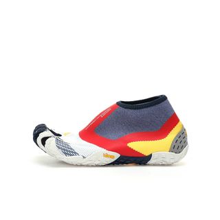 (Category: ) located in . Submitted by sneakers-shop (Listing ID 1303198822, Image 1). Description: .