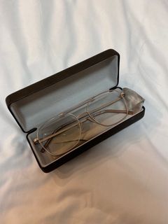 (Category: ) located in . Submitted by thrift2find (Listing ID 1303237430, Image 1). Description: .