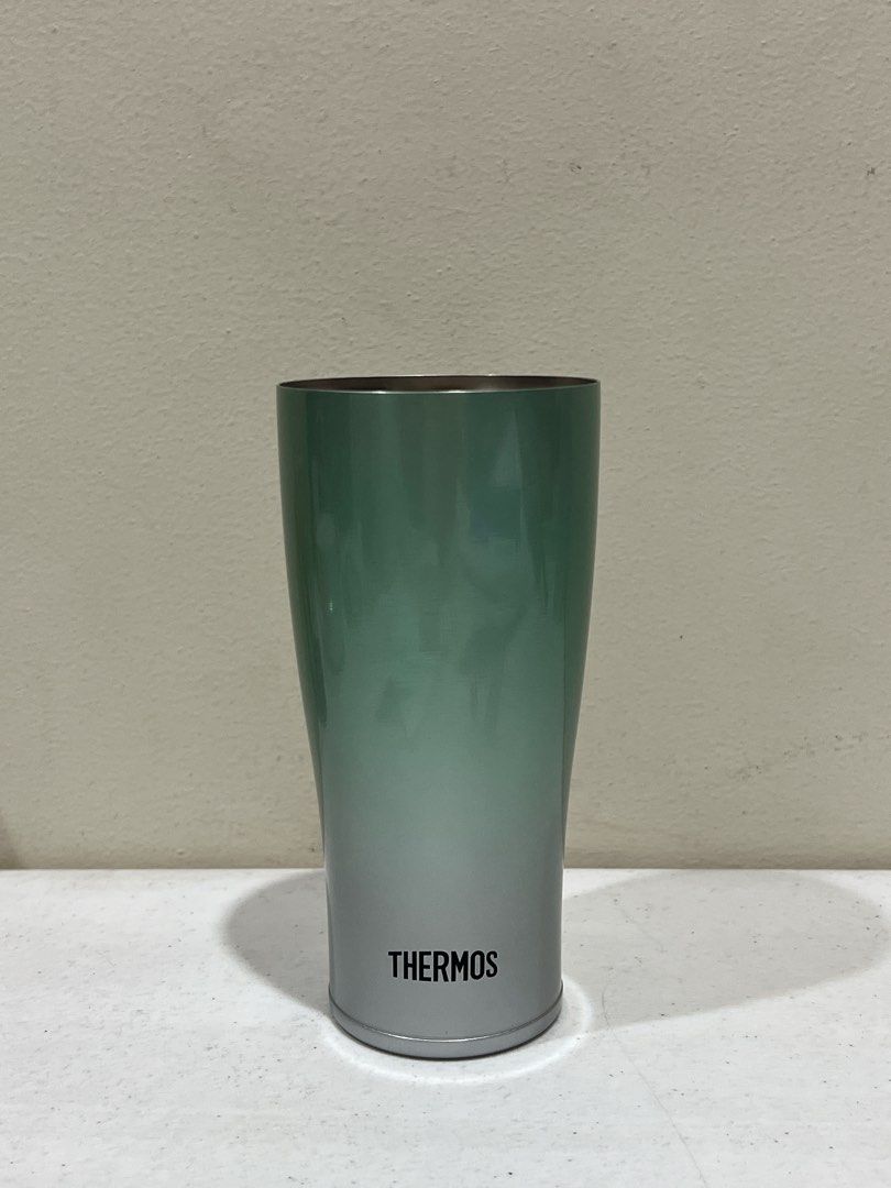 Thermos Insulated Cup (Category: Coffee & Tea Tableware) located in Taytay. Submitted by de.cafe (Listing ID 1303212897, Image 1). Description: Thermos Insulated Cup - Thermos JDE-421C - Vacuum Insulated Tumbler - Stainless green - For hot and cold - New with box and tags 💰 Php 600 🛵 Ships via same day delivery courier and gogoexpress.