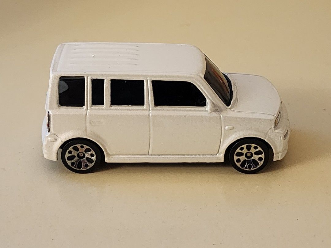 Lotto Di 2 Matchbox Superfast #64 Scion XB | Colore Bianco E Verde, Scala 1:64
