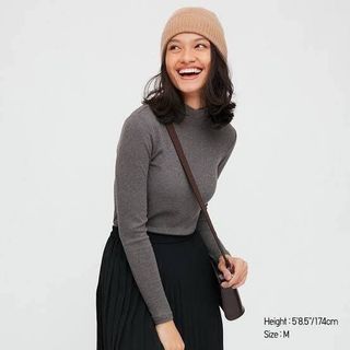 UNIQLO ribbed high neck long sleeve top