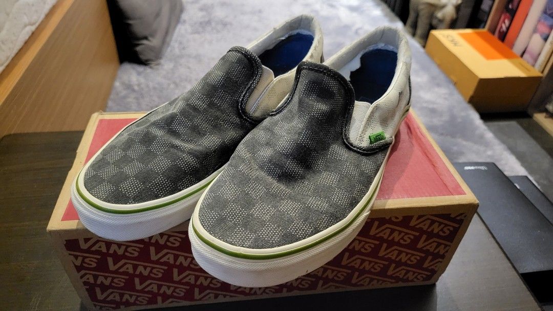 Vanscii Slip On size US9 42 27cm Fesyen Pria Sepatu Sneakers di Carousell