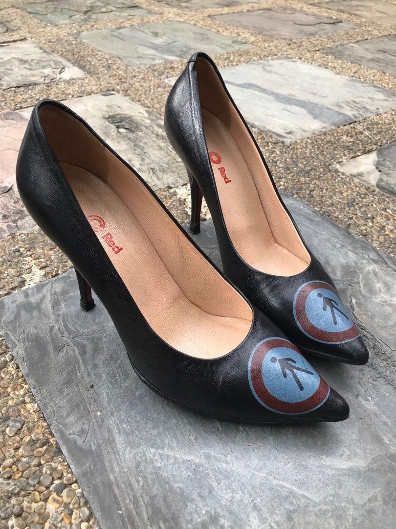Red bottom kitten heels best sale