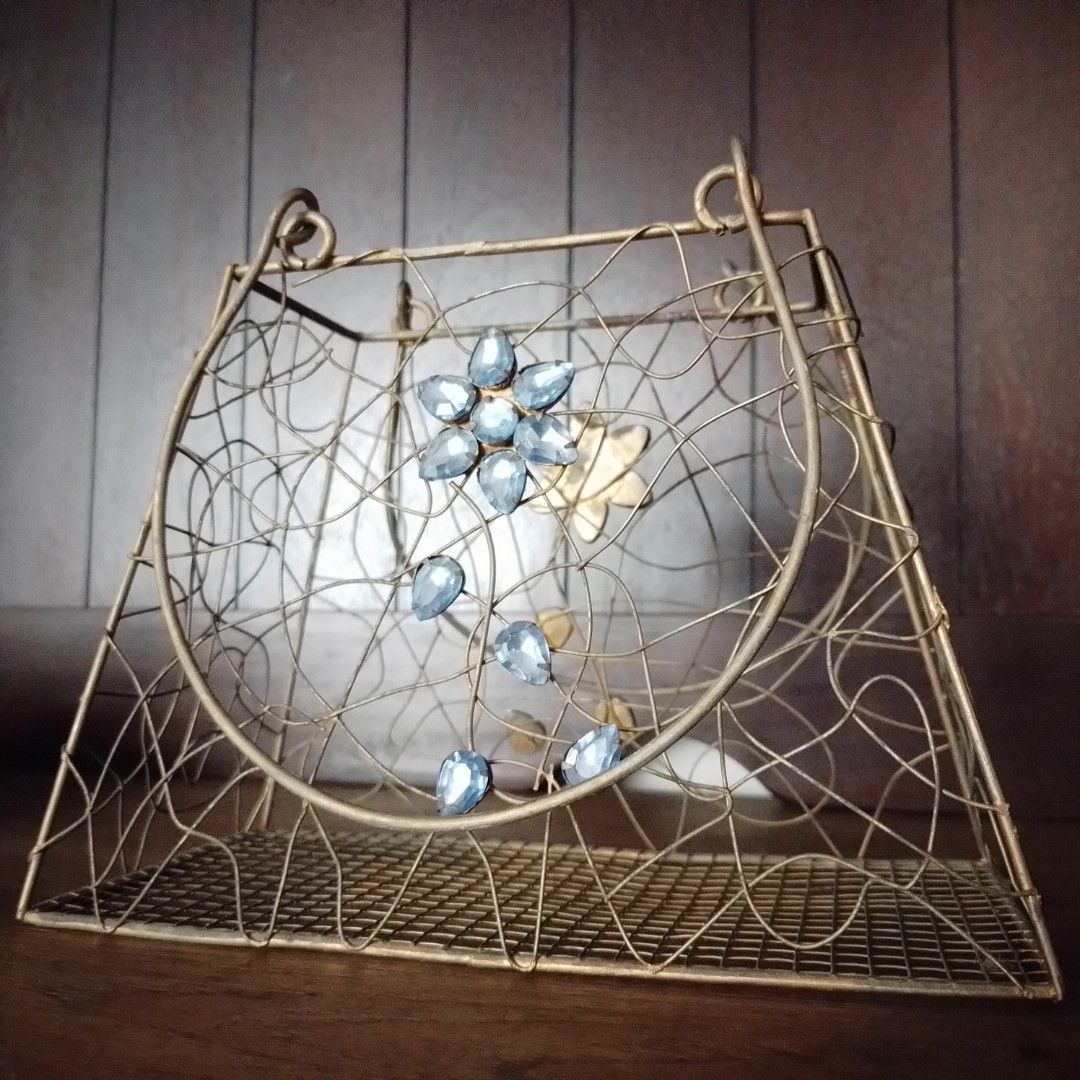 Vintage Wire Handbag Basket, Hobbies & Toys, Collectibles & Memorabilia