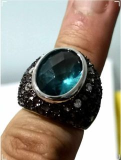 Women's Blue Center Gem Studded Fashion Jewelry Ring