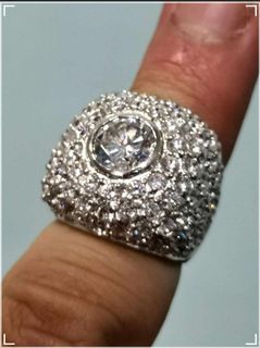 Women's Gem Studded Shining Centerpiece Fashion Jewelry Ring