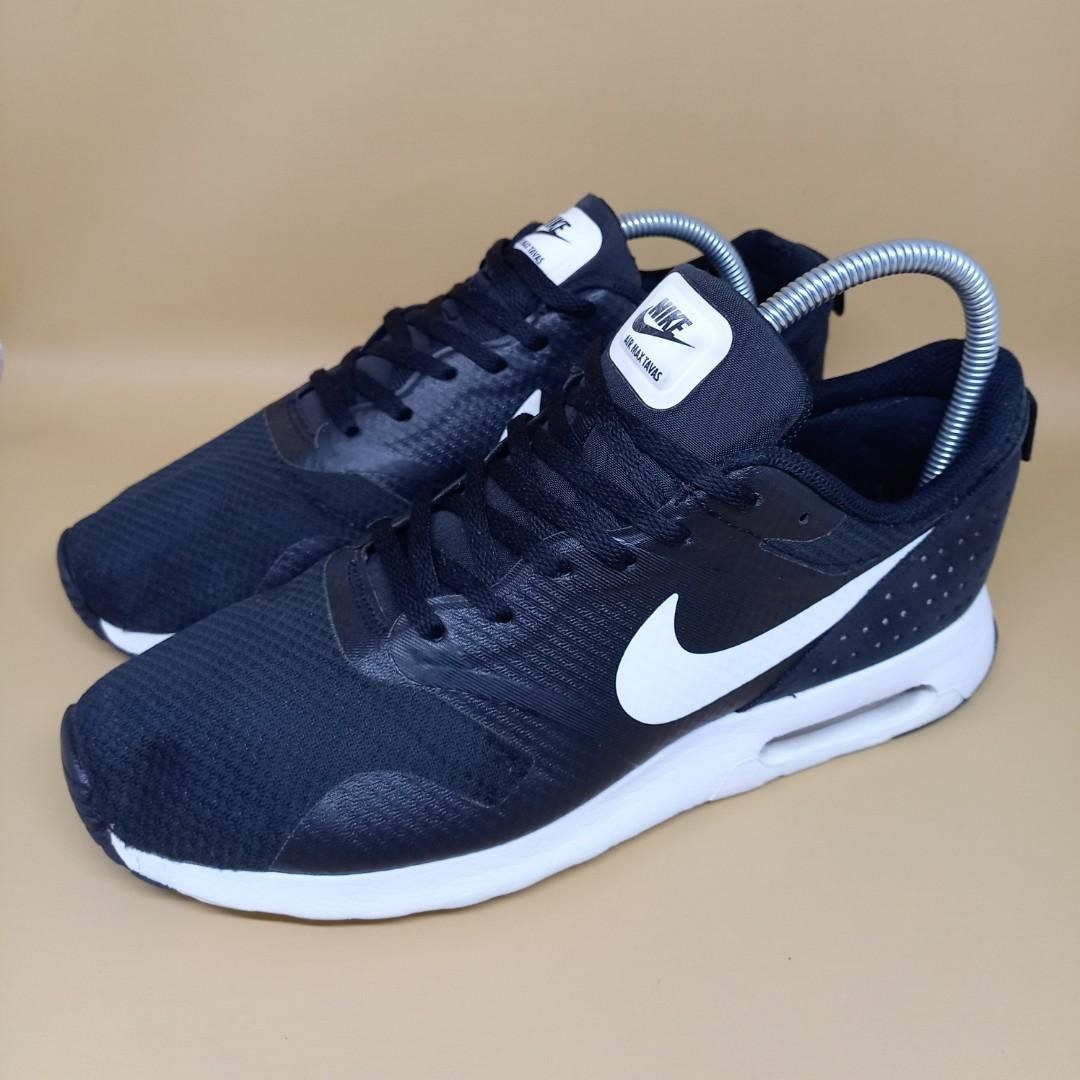 Nike air max tavas 42 deals