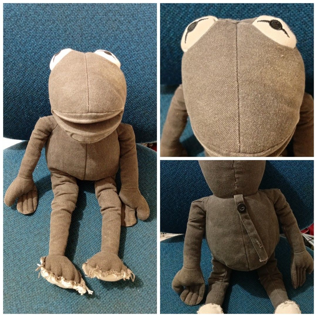 47cm gray denim kermit frog stuffedtoys (Category: Plushies & Soft Toys) located in Echague. Submitted by manikaisabelavarietyshop (Listing ID 1303344352, Image 1). Description: 47cm gray denim kermit frog stuffedtoys.