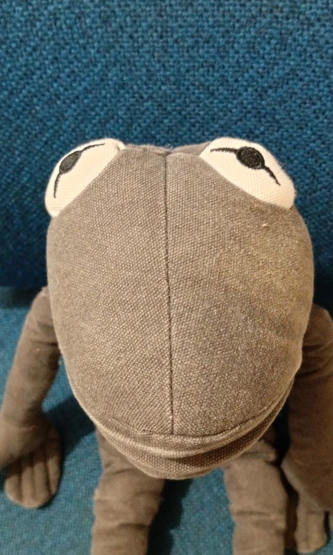 47cm gray denim kermit frog stuffedtoys (Category: Plushies & Soft Toys) located in Echague. Submitted by manikaisabelavarietyshop (Listing ID 1303344352, Image 3). Description: 47cm gray denim kermit frog stuffedtoys.