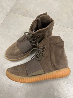 Yeezy 750 hk on sale