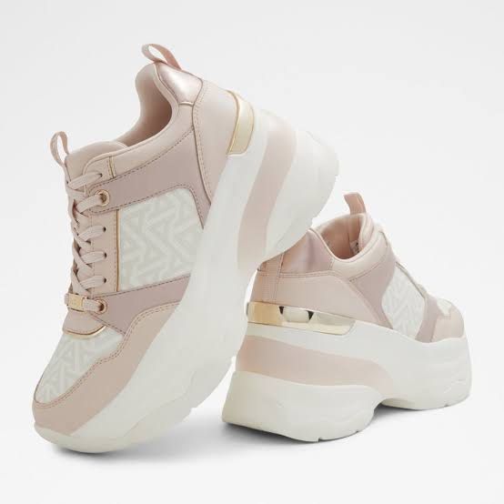 Aldo Iconimax Jogger Sneakers (Category: Sneakers) located in Bago City. Submitted by majinx30 (Listing ID 1241443253, Image 3). Description: Size US 6.5 Size 37 Eu Can fit to size 7 Very comfy Original price is 5k Selling for 4,500 only RFS need funds asap .