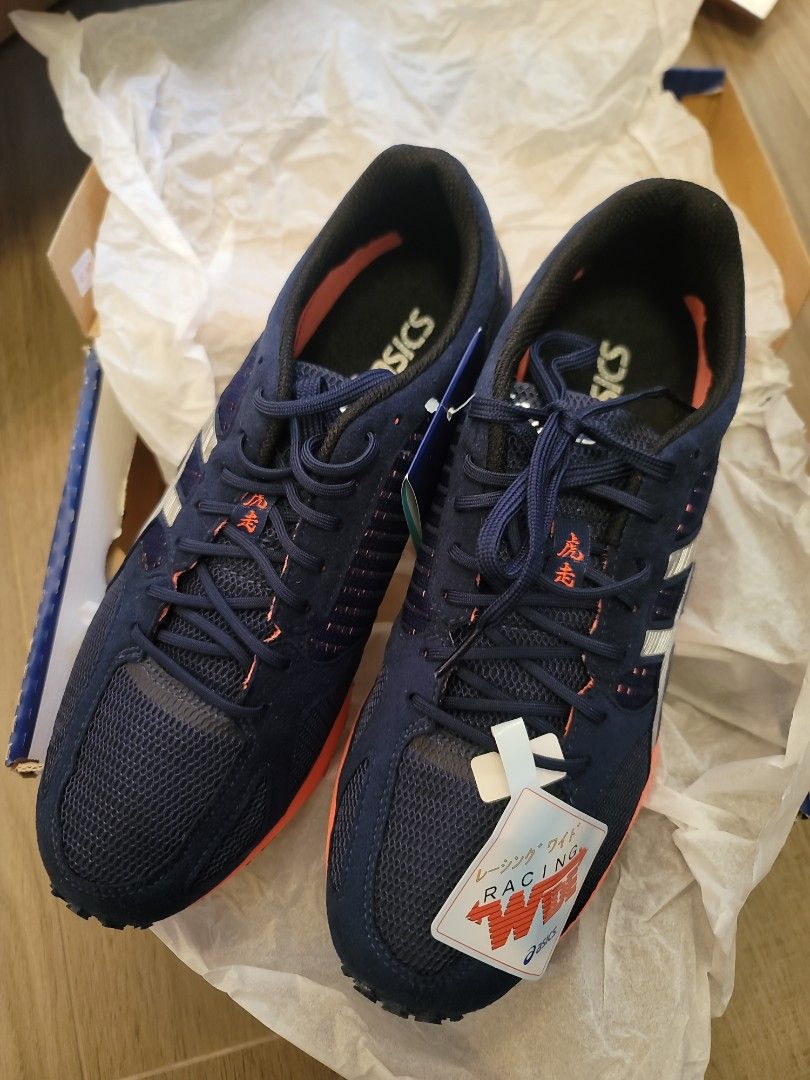 ASICS tartherzeal 6 wide Carousell