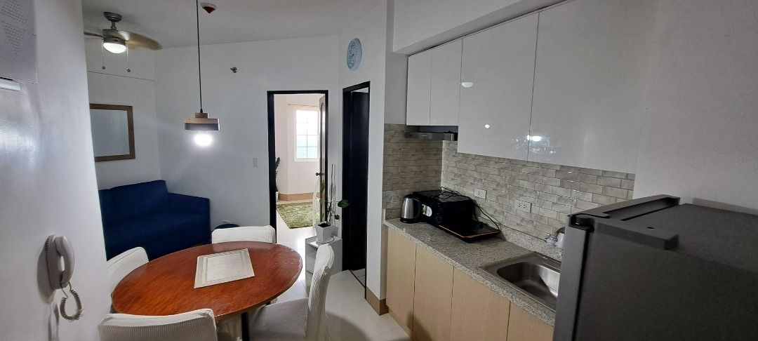Baguio Condo for Sale! (Category: Apartments & Condos) located in Baguio. Submitted by free_smlxrealty (Listing ID 1303281330, Image 1). Description: 1 Bedroom Condo For Sale! Near Mines View Park and Good Shepherd Convent! Fully Furnished Floor Area: 34.04 sqm 1 Bedroom Unit 1 common T/B Selling Price: 6,500,000.00 Contact Us: SMLX Realty Services Maribe Badua Broker 0 9 6 9 1 7 4 9 9 9 9.