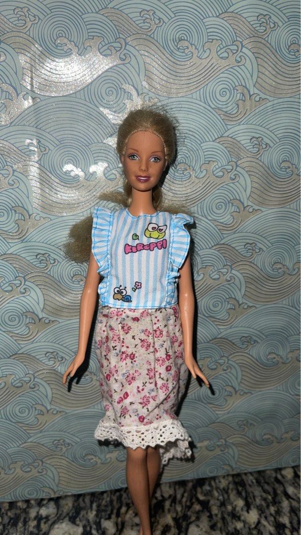 BARBIE Hello Kitty Sanrio Themed Clothes tops fashion pack