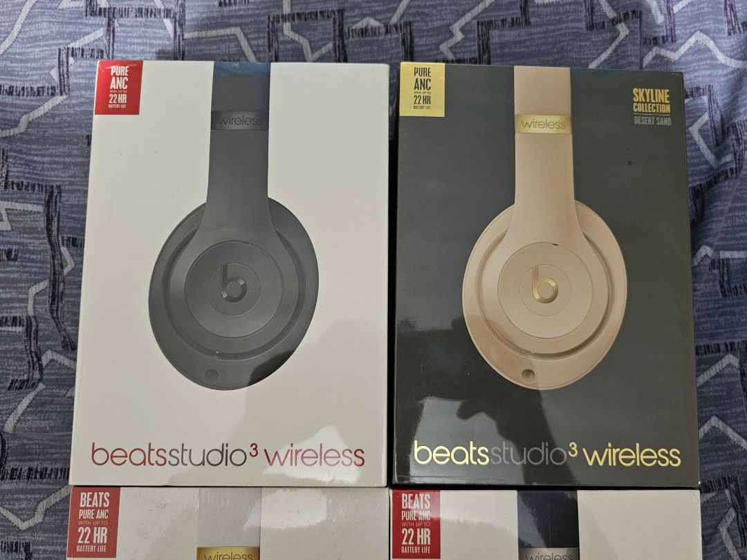 Beats Studio 3 Wireless (Category: Headphones & Headsets) located in San Miguel. Submitted by rrshopstore (Listing ID 1303395717, Image 2). Description: 100% Original Beats by dre. Color: Gray, Desert Sand, Blue and White.