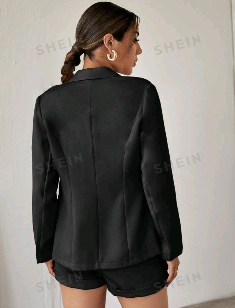 Black blazer and shorts coordinates (Category: Sets or Coordinates) located in Caloocan City. Submitted by ibado (Listing ID 1303256626, Image 3). Description: Brandnew XS on tag check Pic for measurements Payment first.