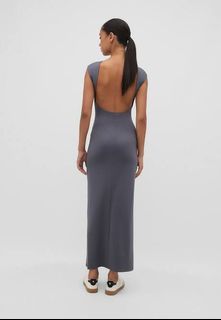 BRANDNEW Stradivarius backless low back maxi fitted dress